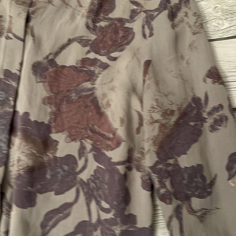 Wilfred (Aritzia) Light Grey Bossut Floral Silk Dress Size Small - Picture 4 of 9